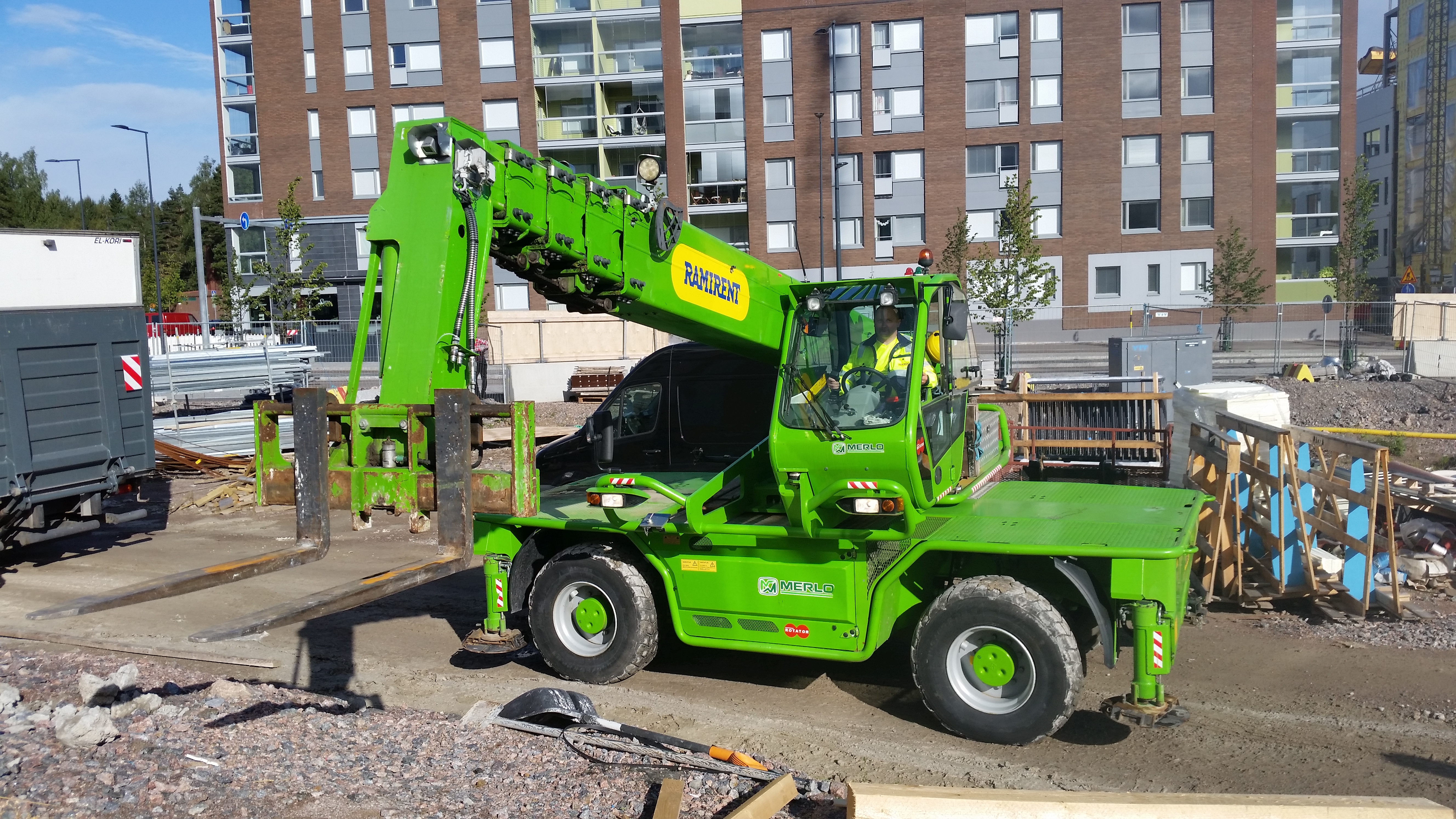 Rotating Telehandler 30 m MERLO 40.30MCSS
