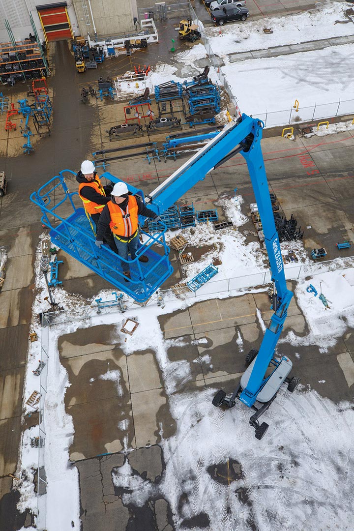 Dieselkäyttöinen nivelpuominostin GENIE ZX135/70