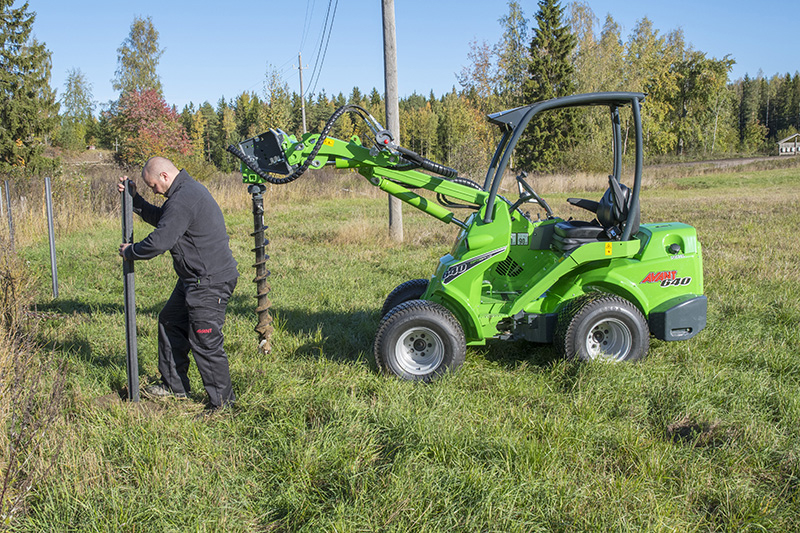 Maakaira, hydraulinen, kuormaajaan