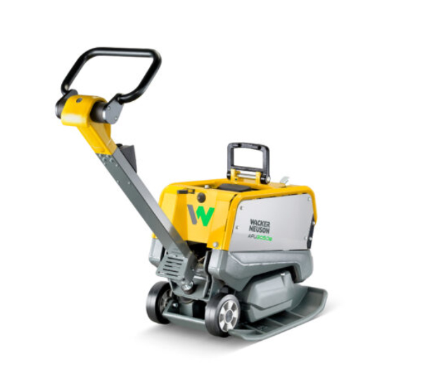 Akku­käyttöinen 2-suuntainen maantiivistin 212 kg WACKER NEUSON APU3050e