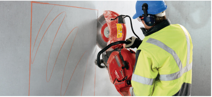 Petrol Powered Concrete Cutter HILTI DSH900