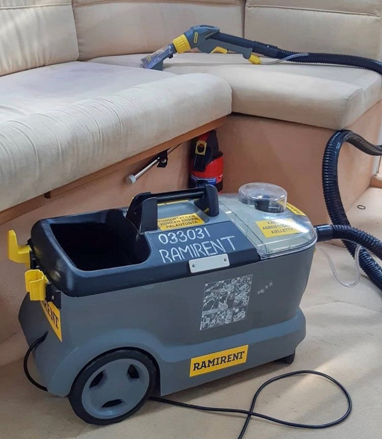 Electric carpet and upholstery cleaner KÄRCHER PUZZI10/1