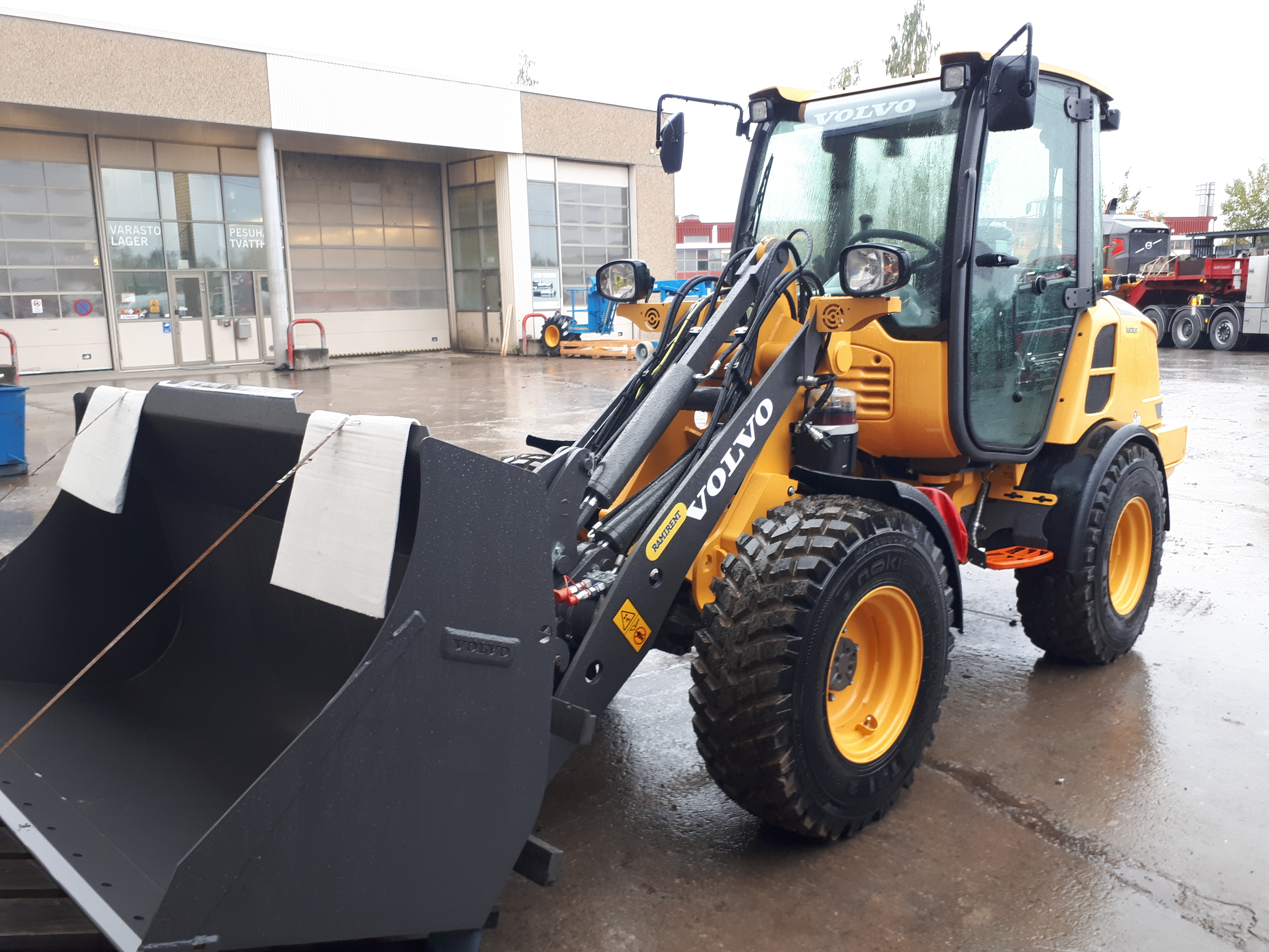 Diesel Powered Wheel Loader 5 ton VOLVO L25HS