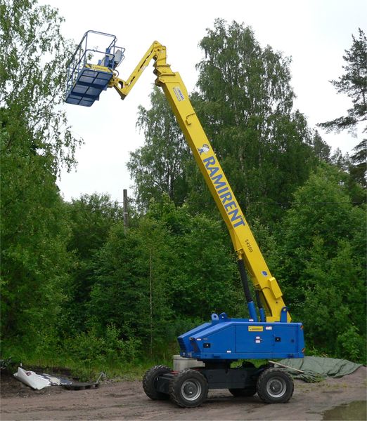 Diesel Powered Telescopic Boom Lift 21 m AICHI SP21AJ