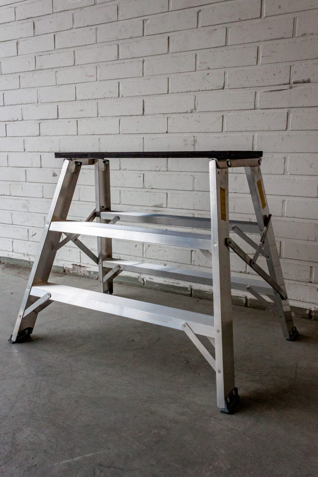 Safety Stepladder 3 steps SUOMI-TIKAS 70/70KRP