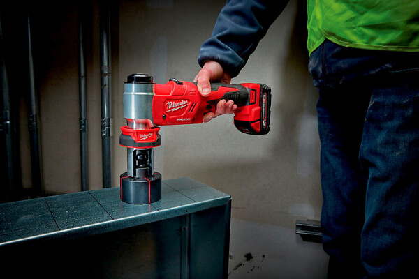 Akkuhydrauli lävistin MILWAUKEE M18 HKP-201C
