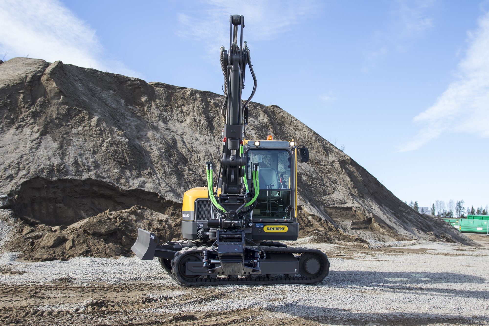 Dieselkäyttöinen tela-alustainen kaivinkone 9 t VOLVO ECR88D