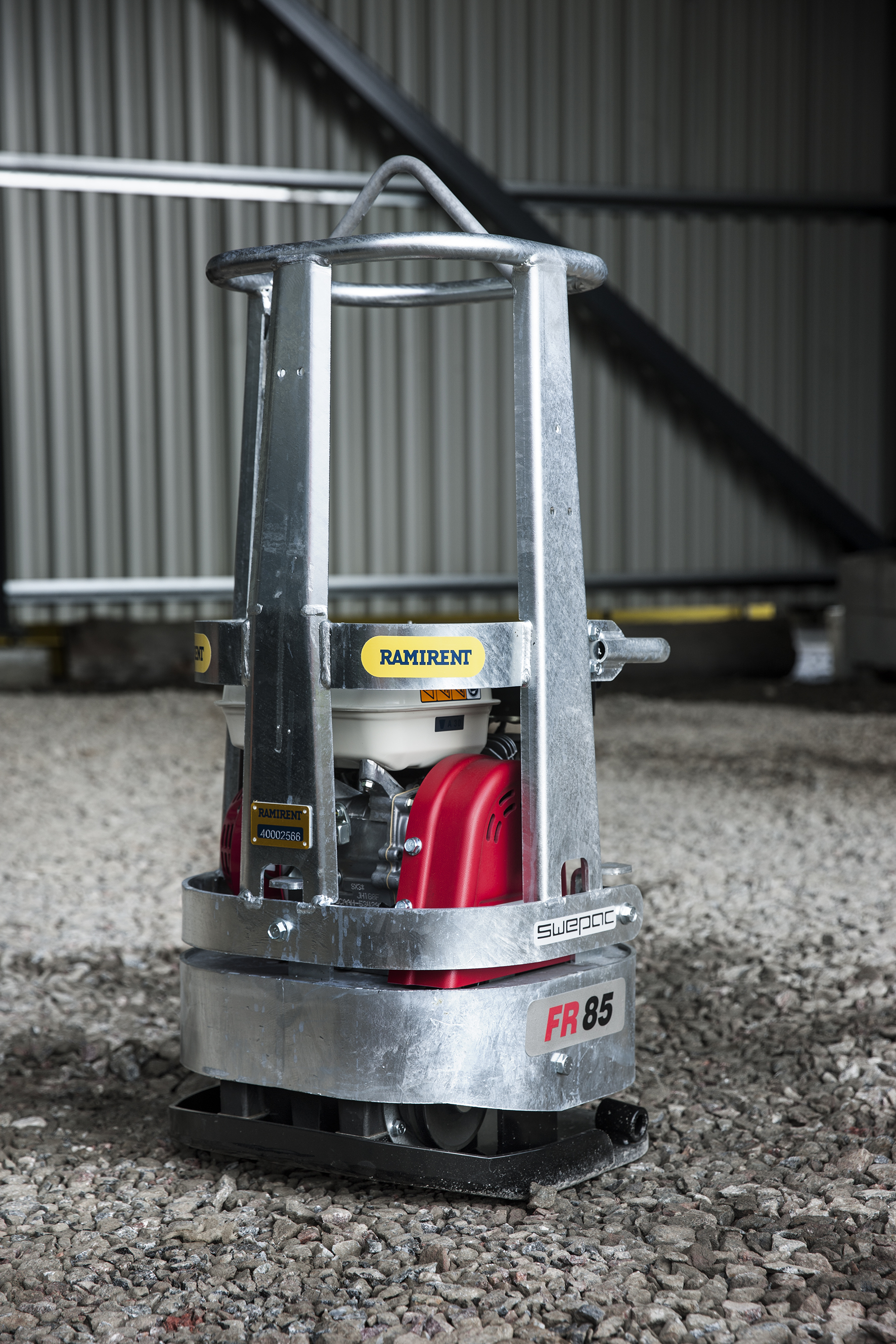 Petrol Powered Vibratory Plate 88 kg SWEPAC FR85