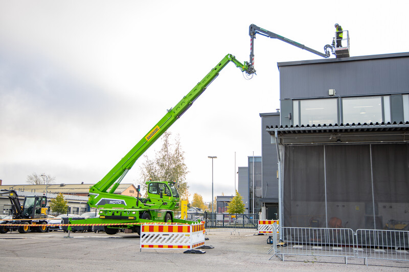 Roterande teleskoptruck 35 m MERLO ROTO 50.35S Plus