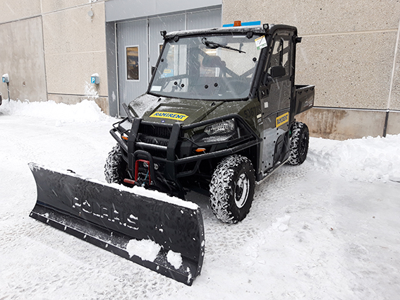 Lumiaura traktoriin POLARIS SNOW PLOW4WD18KW