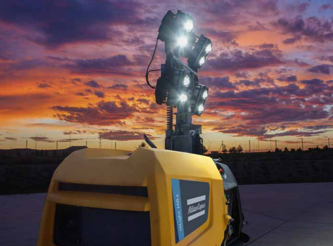 Lighting Mast with Power Station 8,5 m Atlas Copco Hilight H6+