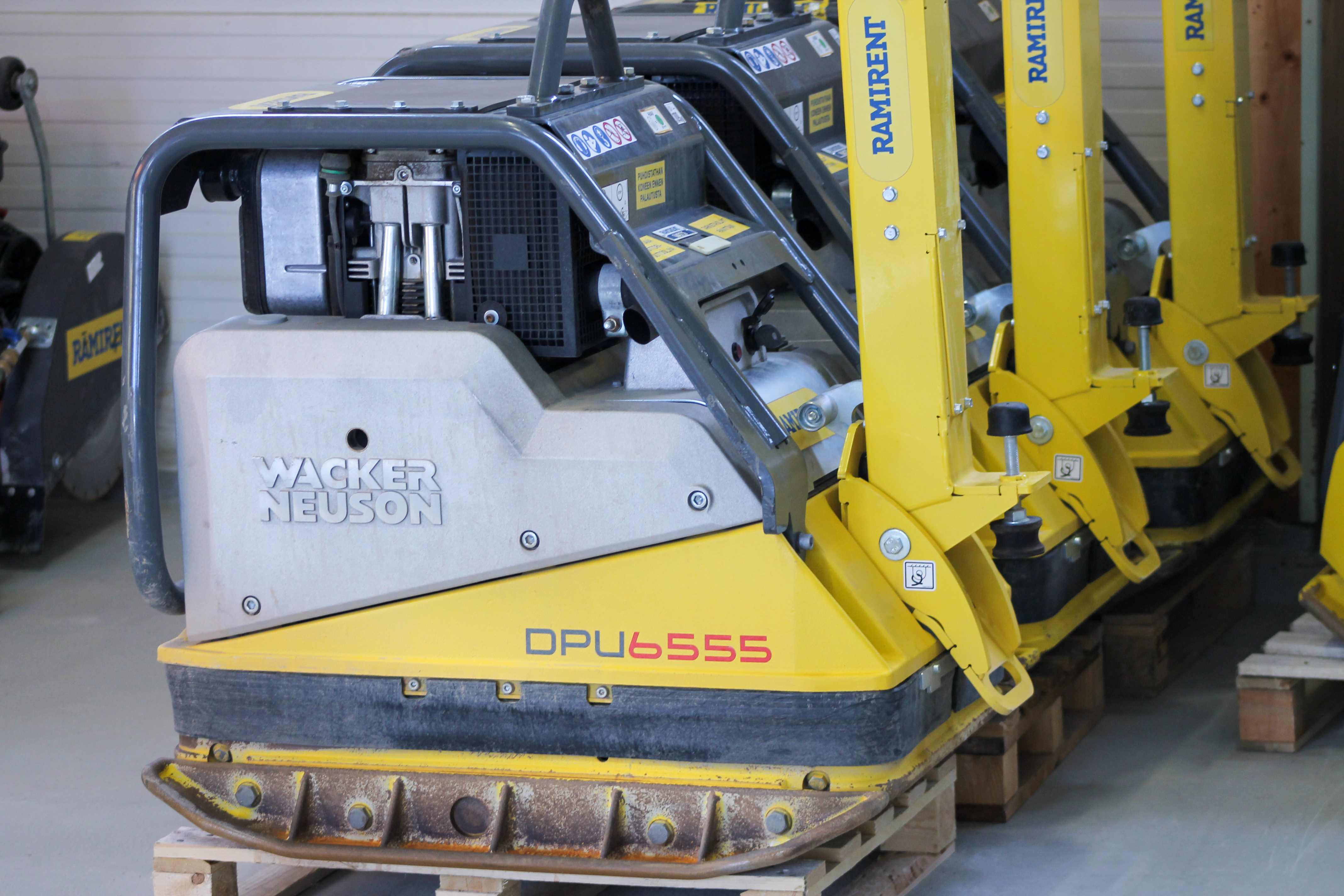 Vibratorplatta, dieseldriven, < 500 kg
