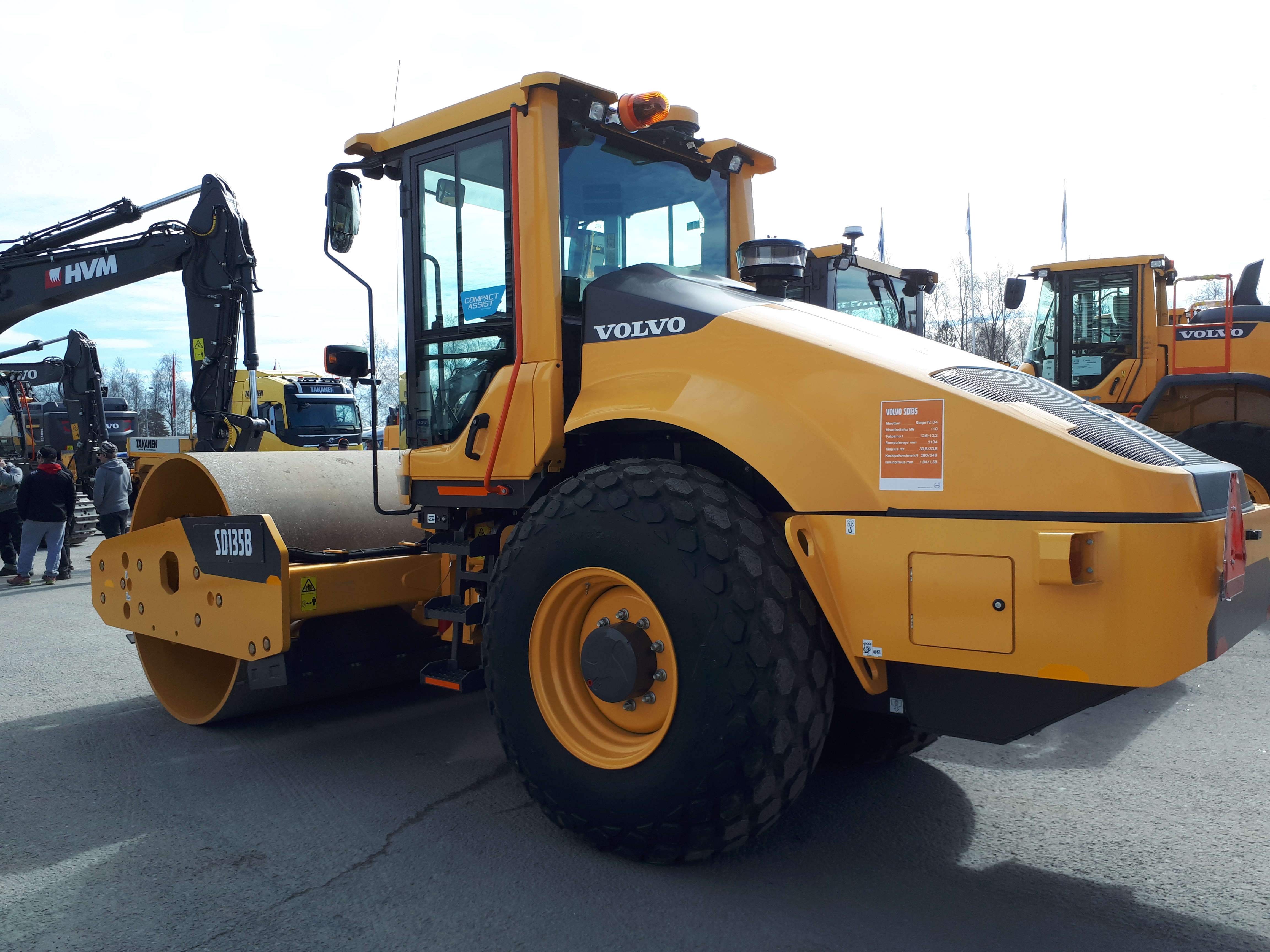 Single Drum Roller 12 ton VOLVO SD135B