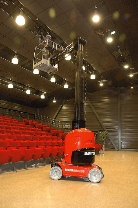 Battery Powered Mast Lift with Jib MANITOU 100VJR