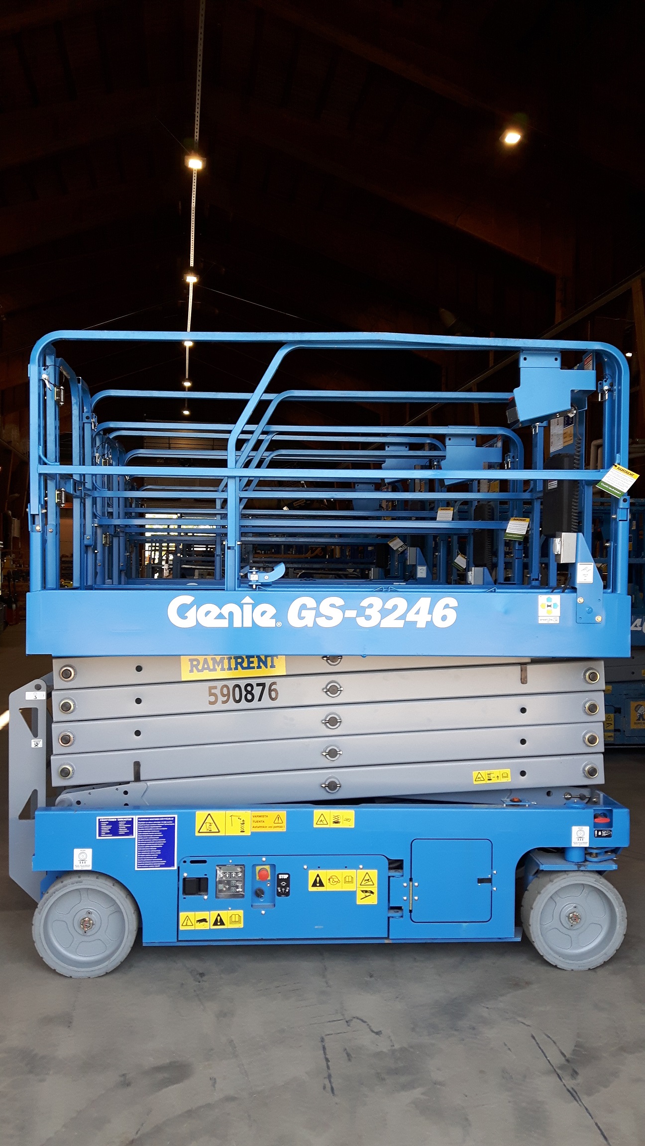 Electric Scissor Lift 9,7 m GENIE GS3246