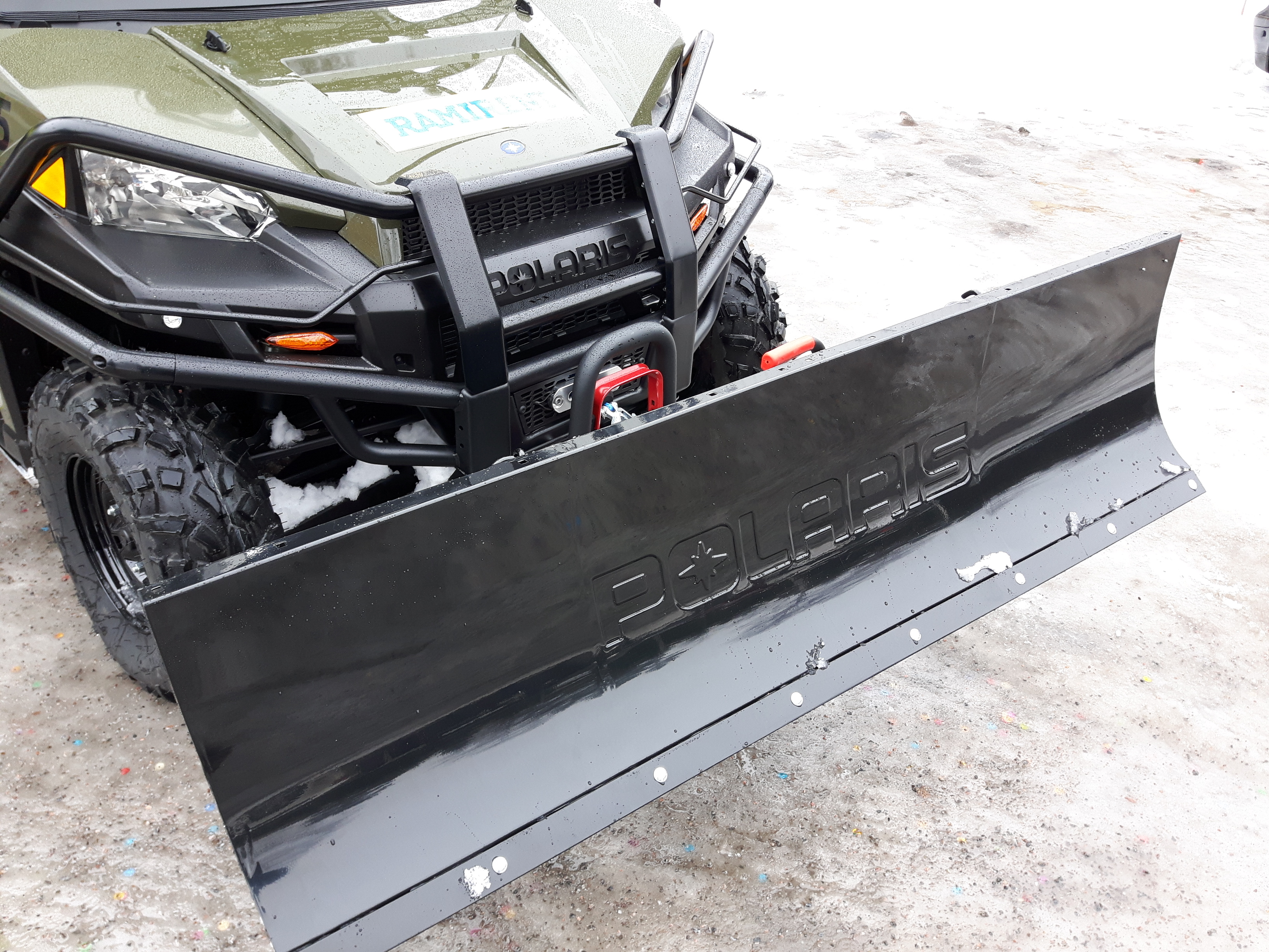 Lumiaura traktoriin POLARIS SNOW PLOW4WD18KW