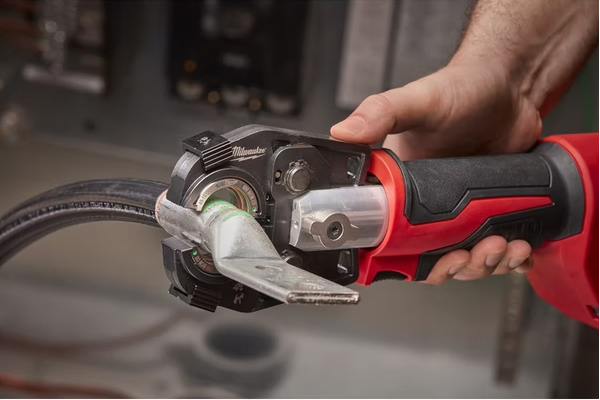 Kabelskärare 35 mm MILWAUKEE M18HCCT-201C