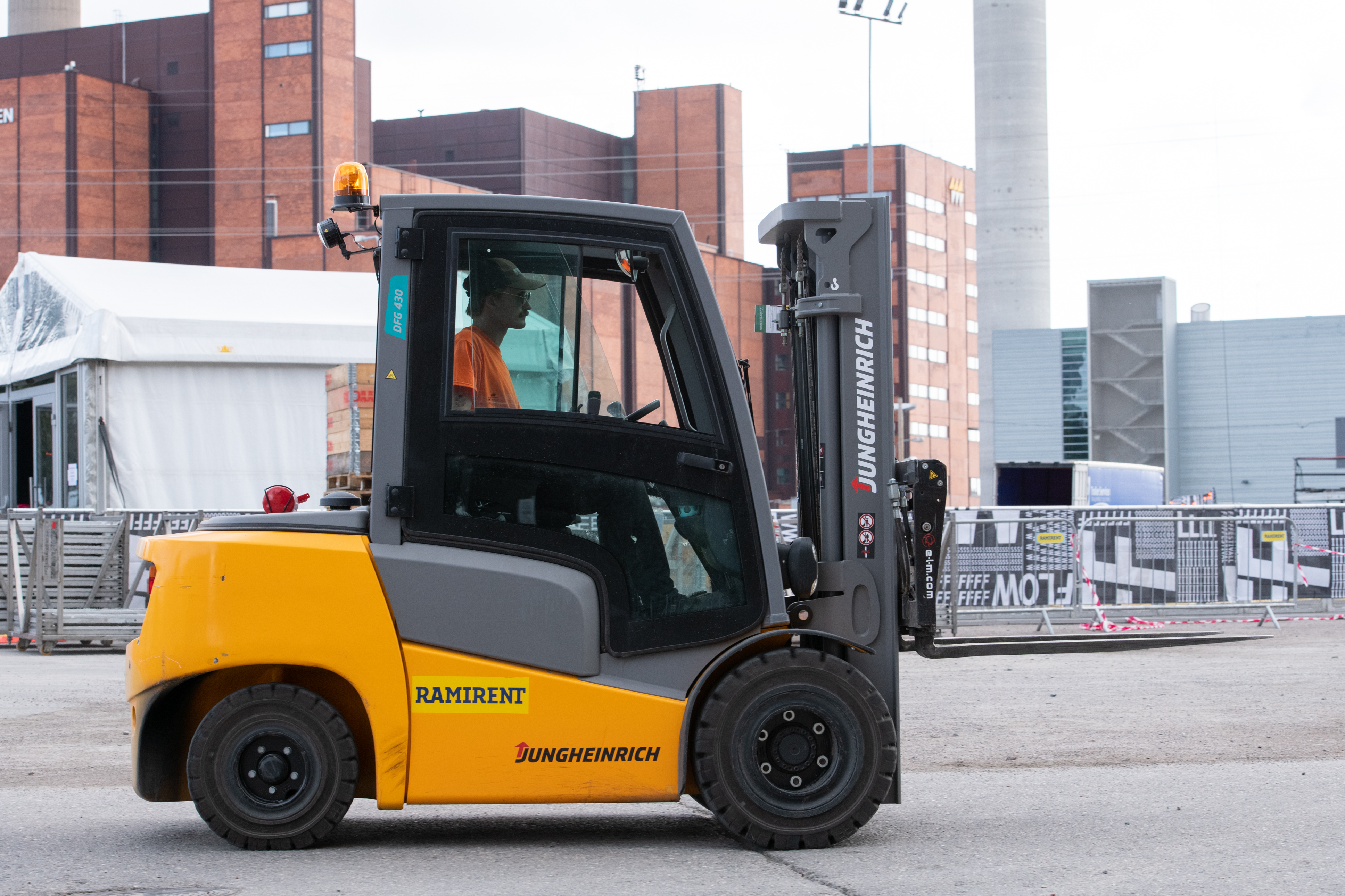 Electric Forklift 2,5 ton JUNGHEINRICH EFG425kDZ