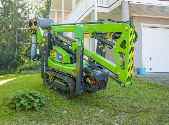 Articulated Crawler Boom Lift hybrid, platform height 11.2 m LEGUAN L135TRD