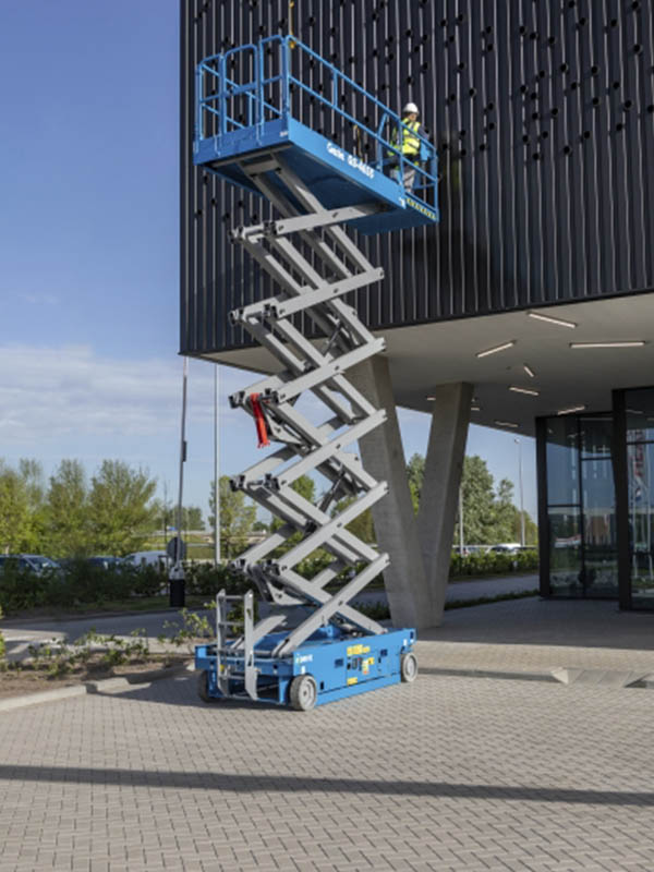 Scissor Lift electric, platform height 14 m GENIE GS4655
