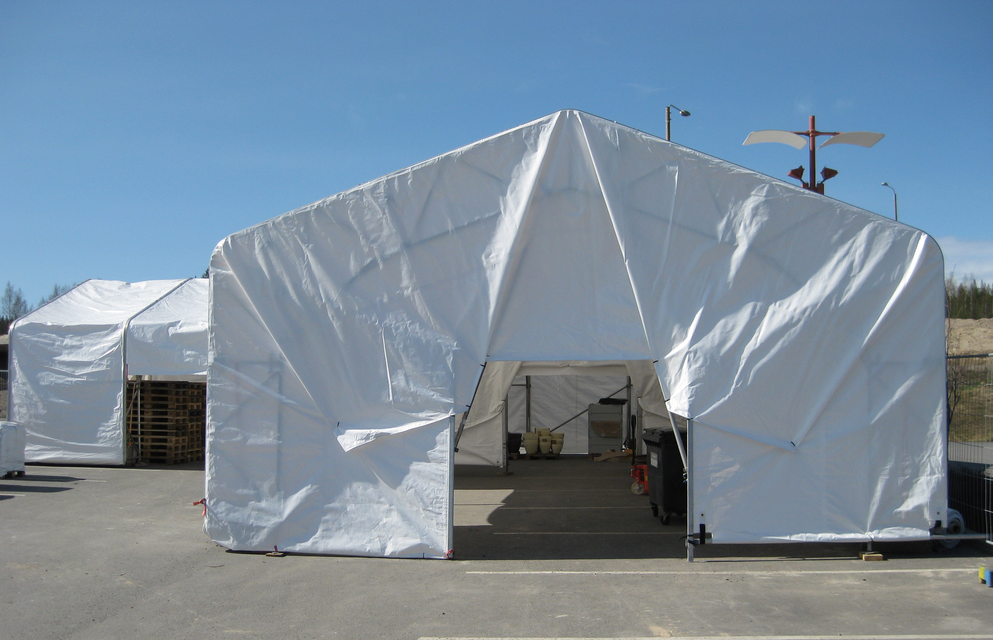 Work, material and storage shelters 5–10 m