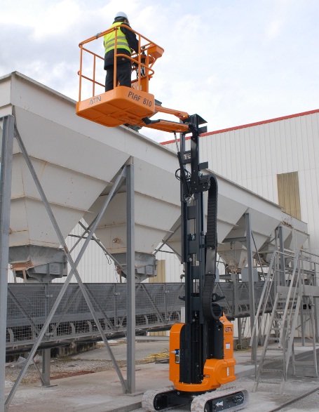 Pelarlift batteri plattformshöjd 6,1 m med jib ATN PIAF810