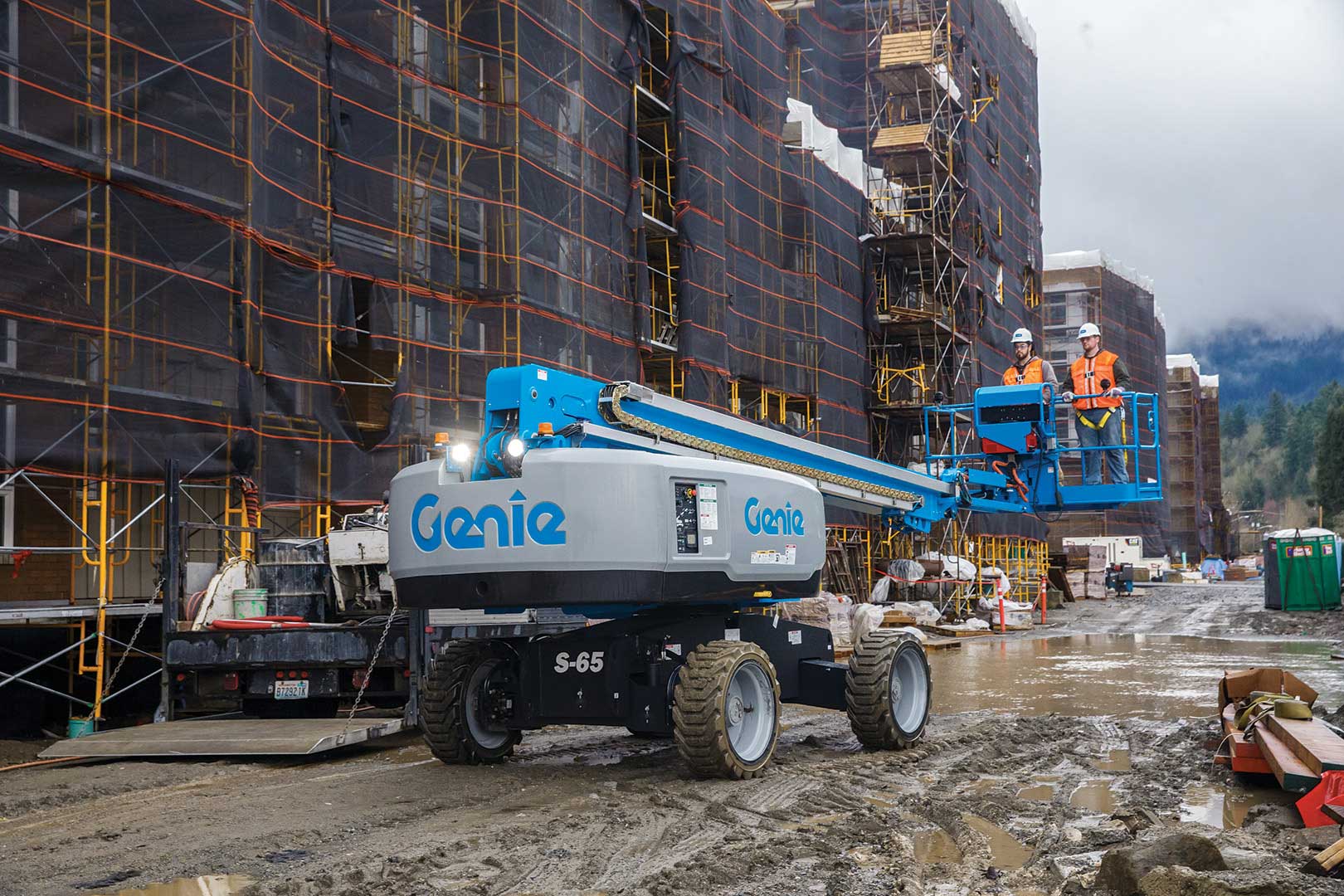 Telescopic lift diesel, platform height 19.8m GENIE S65