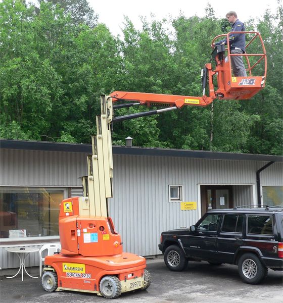 Pelarlift batteri plattformshöjd 10 m med jib JLG TOUCAN1210