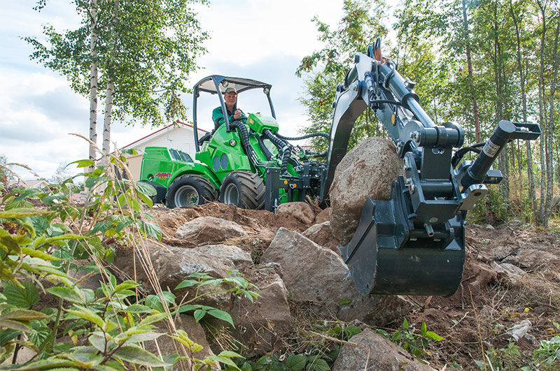 Dieselkäyttöinen pienkuormaaja 1,4 t AVANT 635