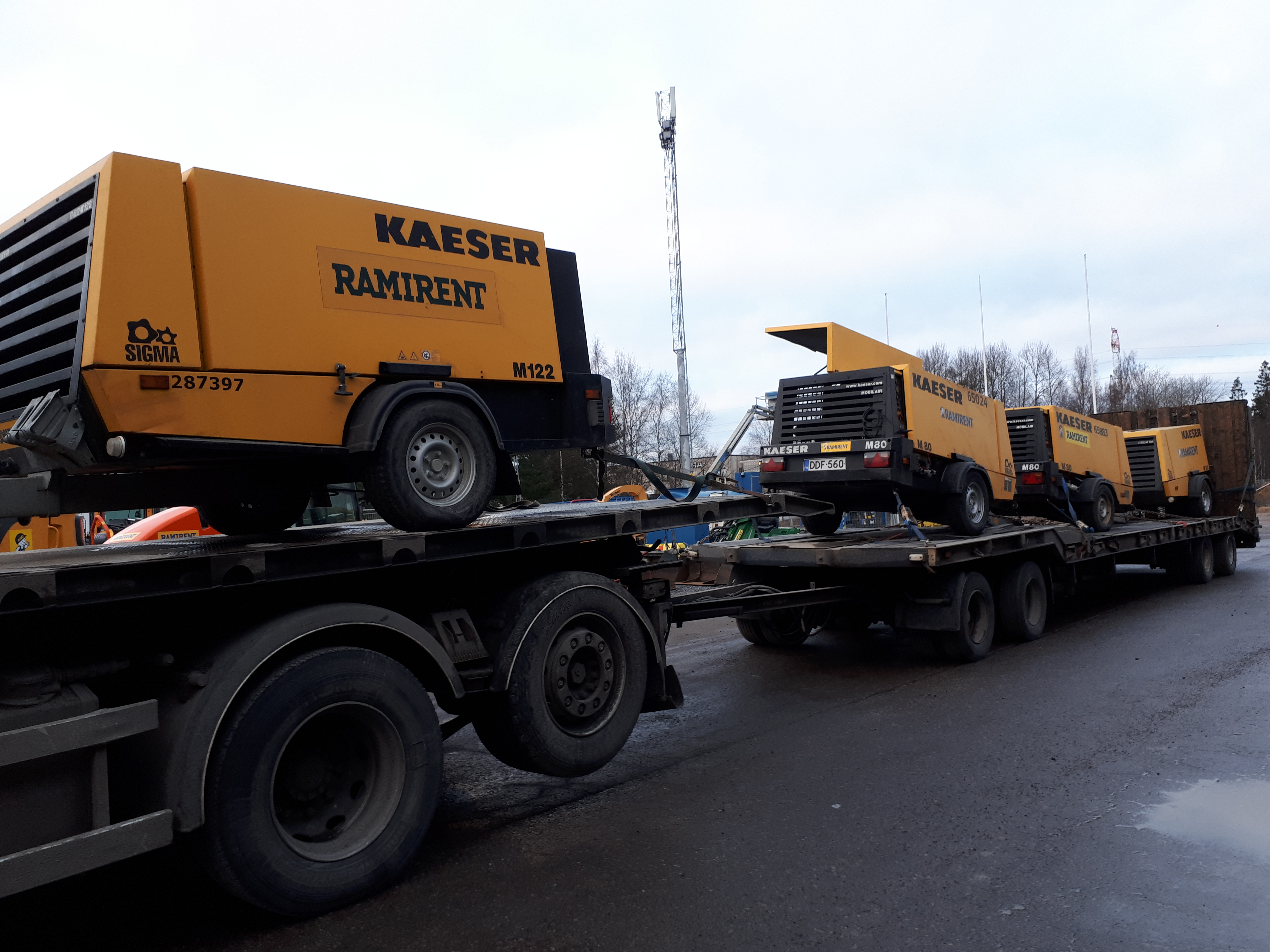 Dieselkäyttöinen vaunukompressori 9,5 m³/min KAESER M122