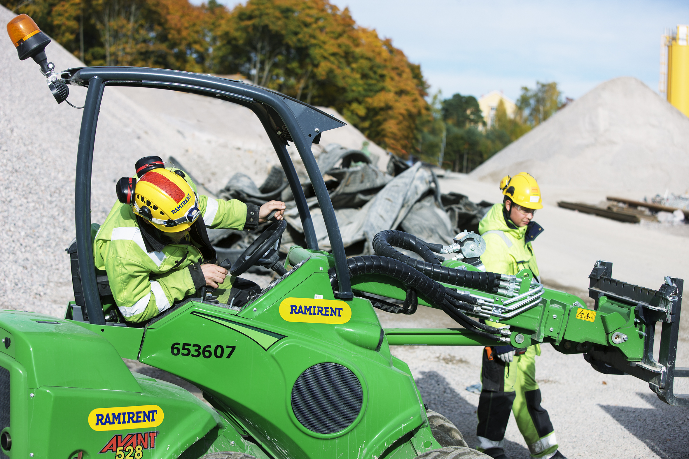 Diesel Powered Wheel Loader 1,3 ton AVANT 528