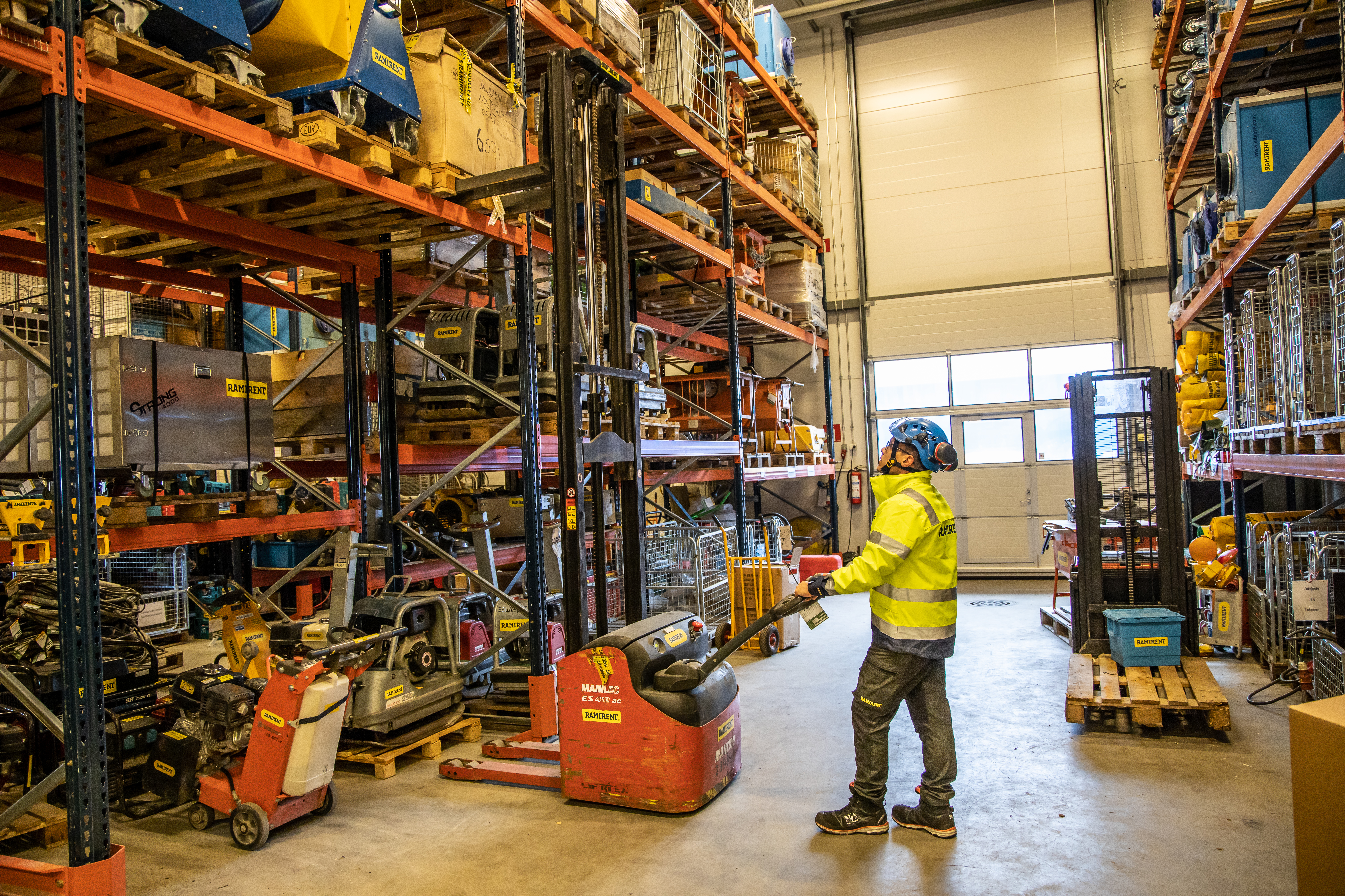 Electric Stacker 1,2 ton MANITOU ES412ET