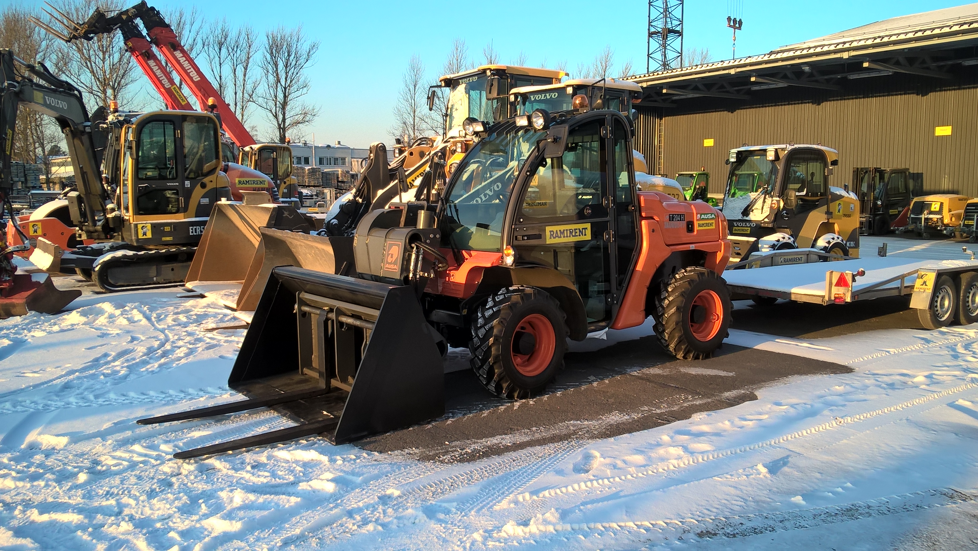 Teleskoptruck lyfthjöl 4,2 m AUSA T204H