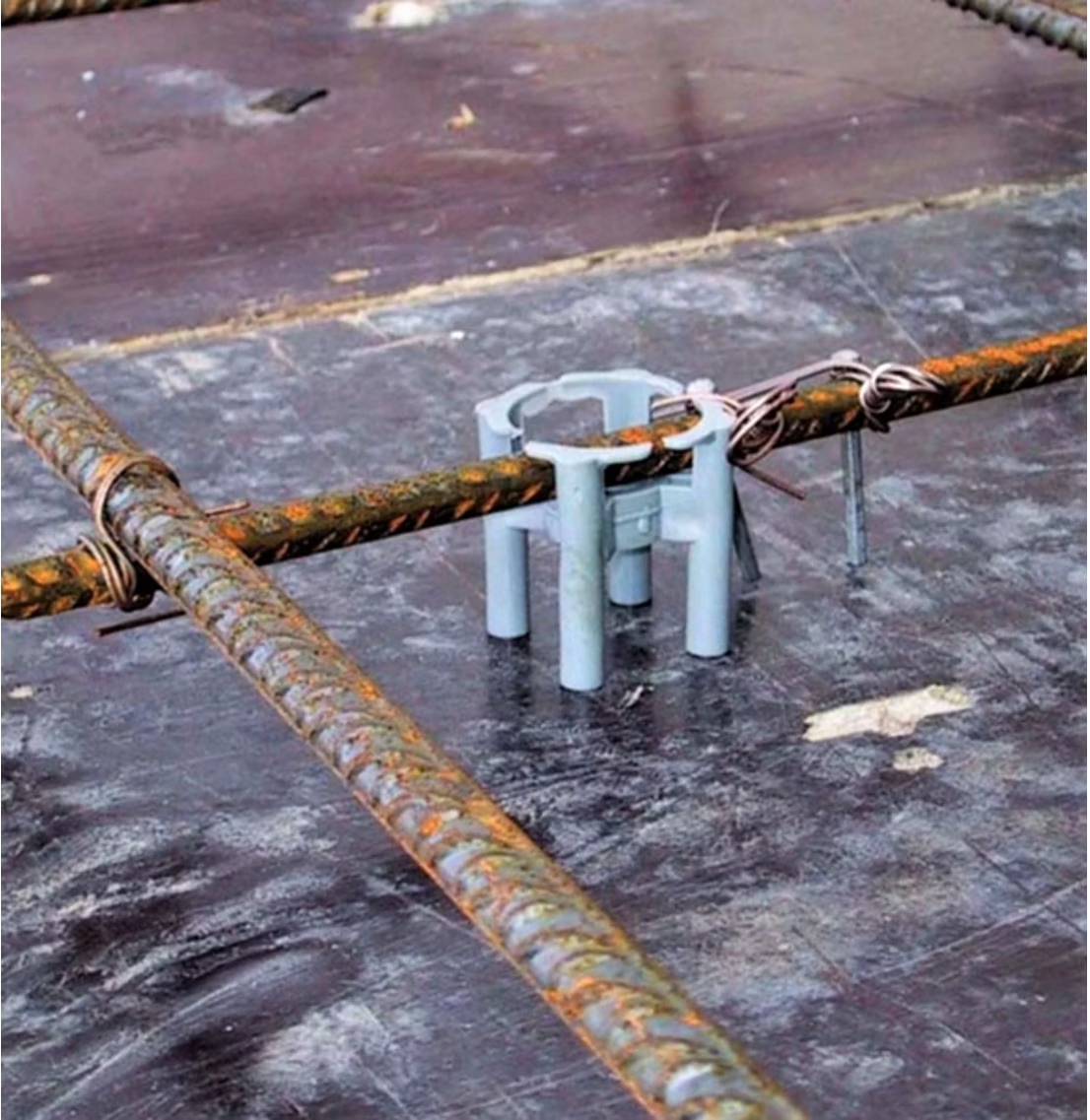 Floor and wall spacer 814/40 grey PINTOS