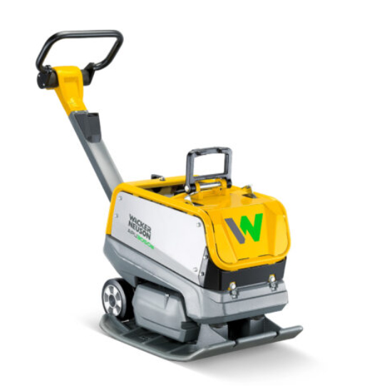 Akku­käyttöinen 2-suuntainen maantiivistin 212 kg WACKER NEUSON APU3050e