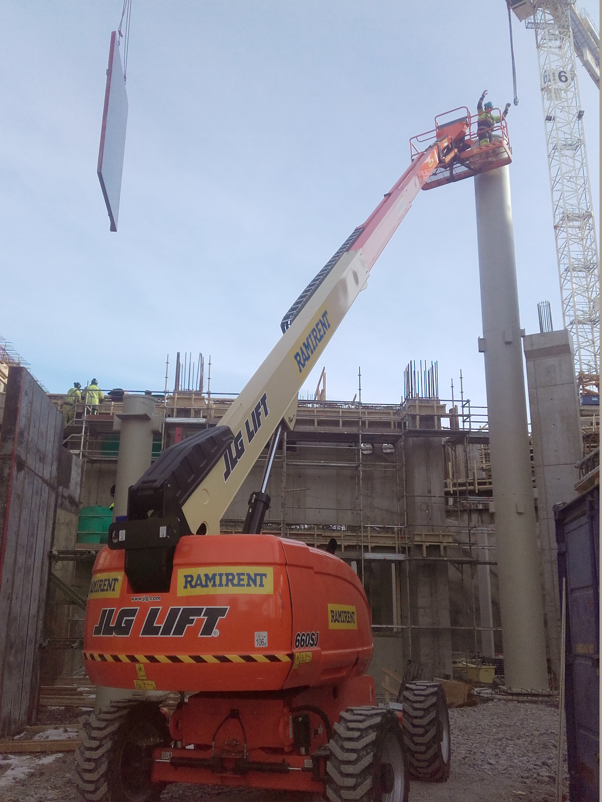 Teleskoplift diesel, plattformshöjd 20,3m JLG 660SJ