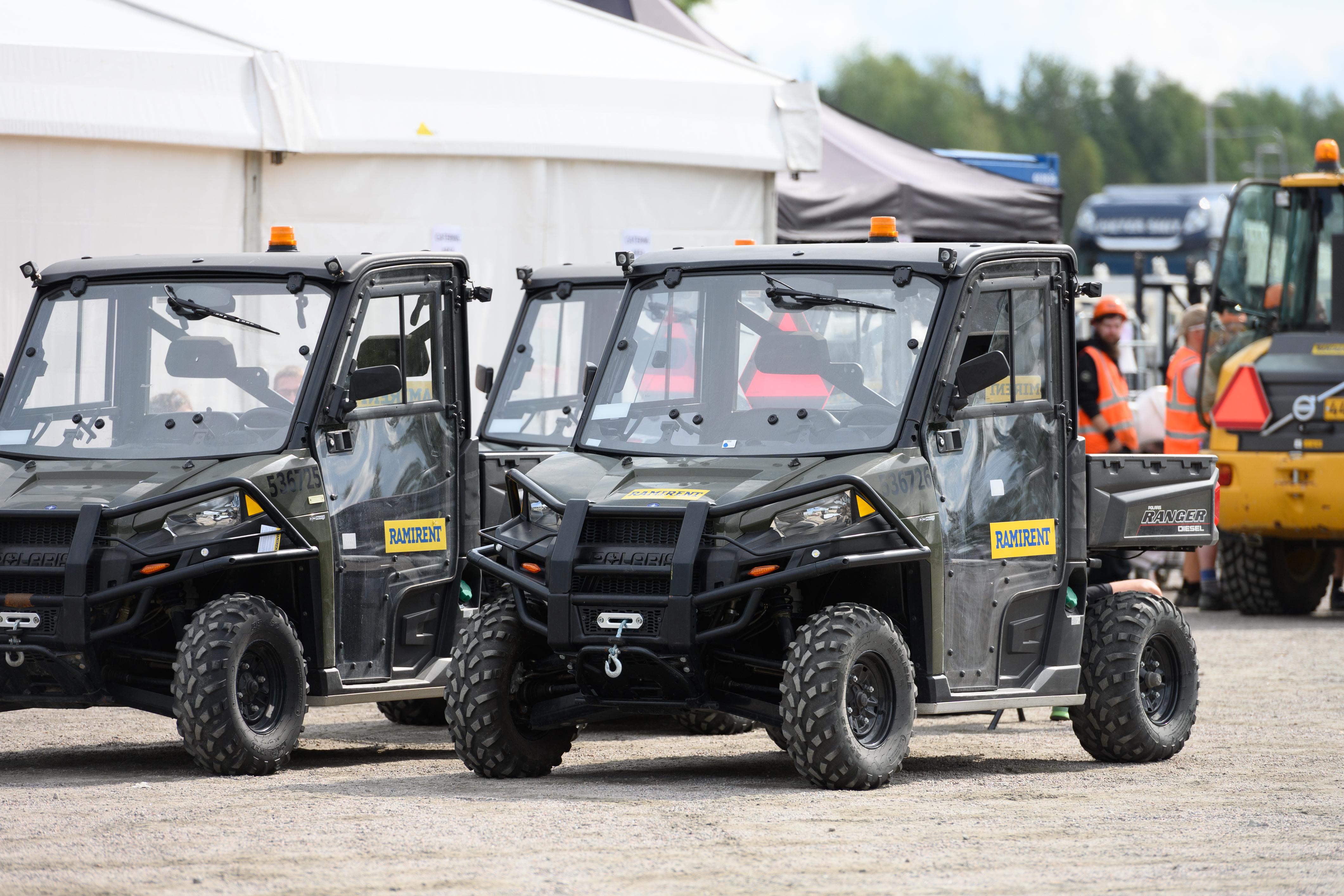 Dieselkäyttöinen traktorimönkijä 1000 4x4 POLARIS UTV