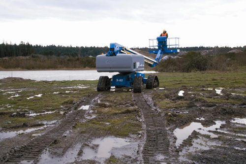Diesel Powered Four-Tracks Telescopic Boom Lift GENIE S-65TRAX