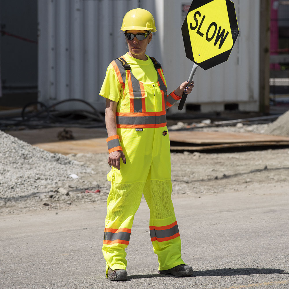 Salopette de s&eacute;curit&eacute; routi&egrave;re haute visibilit&eacute; pour femme - Jaune/vert haute visibilit&eacute; - TG photo du produit