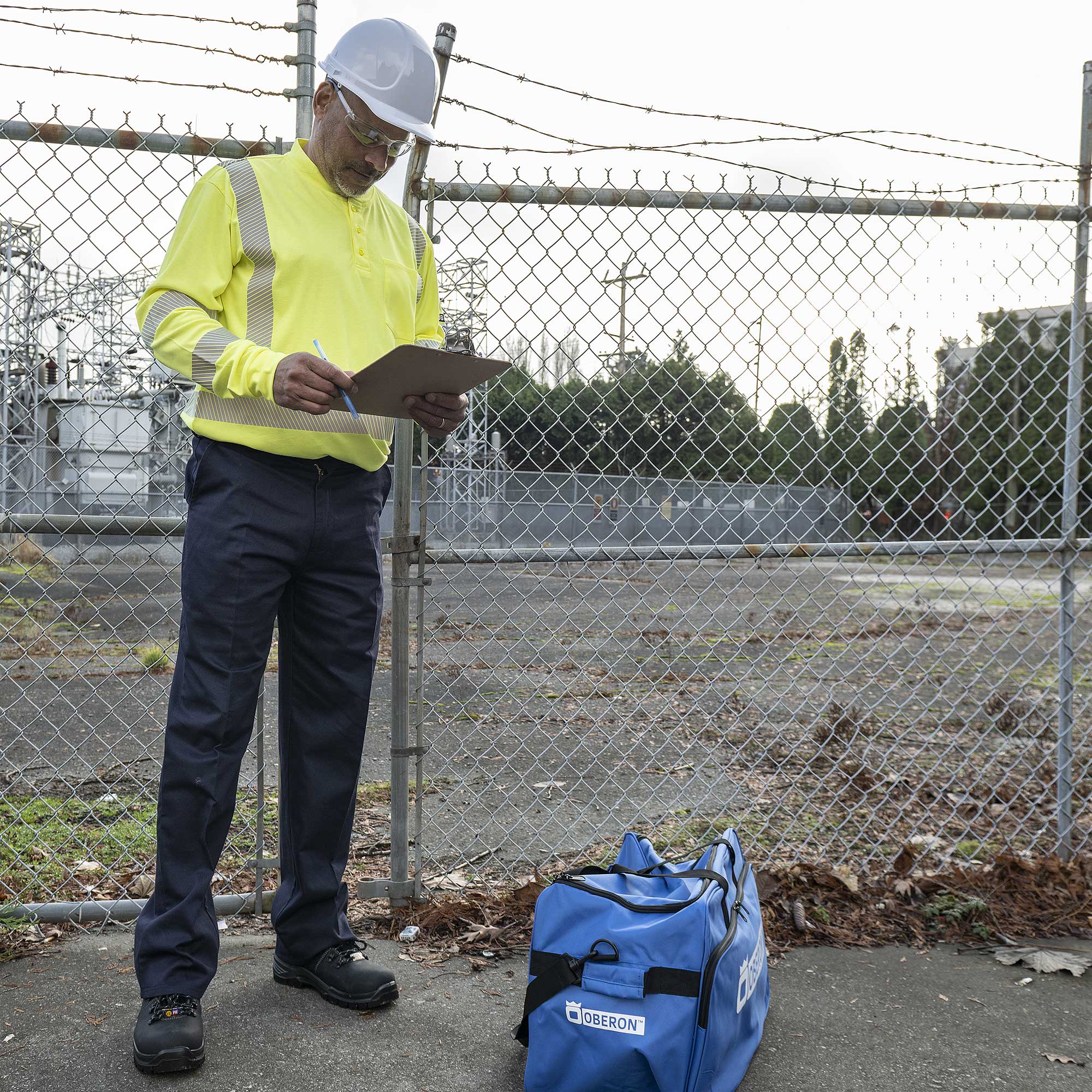 FR/Arc-Rated 7.5 oz  88/12 Safety Pants - Navy - 44x34 product photo