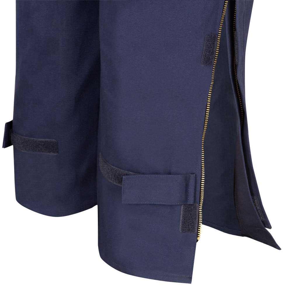Combinaison de soudage haute visibilit&eacute; Flash-Gard&reg; ignifuge/anti-arc &eacute;lectrique &ndash; Bleue marine &ndash; 42 &ndash; Grand photo du produit