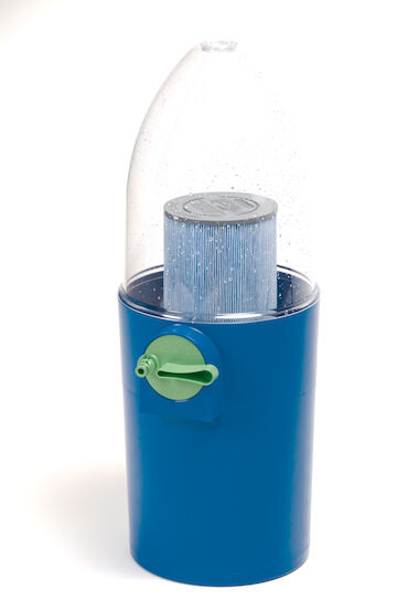 Spa filter cartridge cleaner