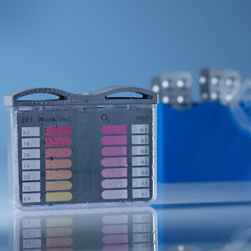 Wasseranalyse Pooltester für Sauerstoff und pH