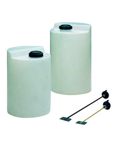 Polyethylene cylindrical tanks