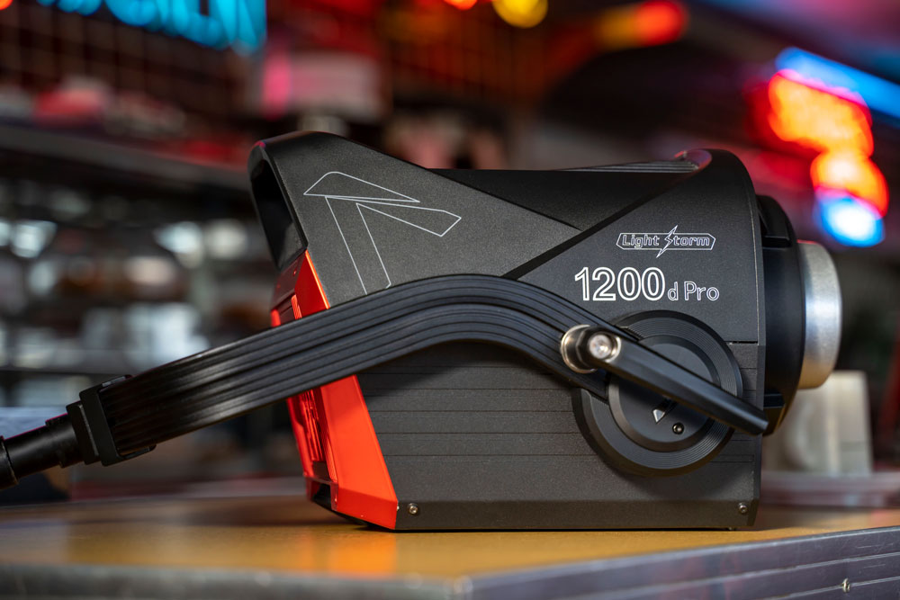 Aputure LS1200d Pro
