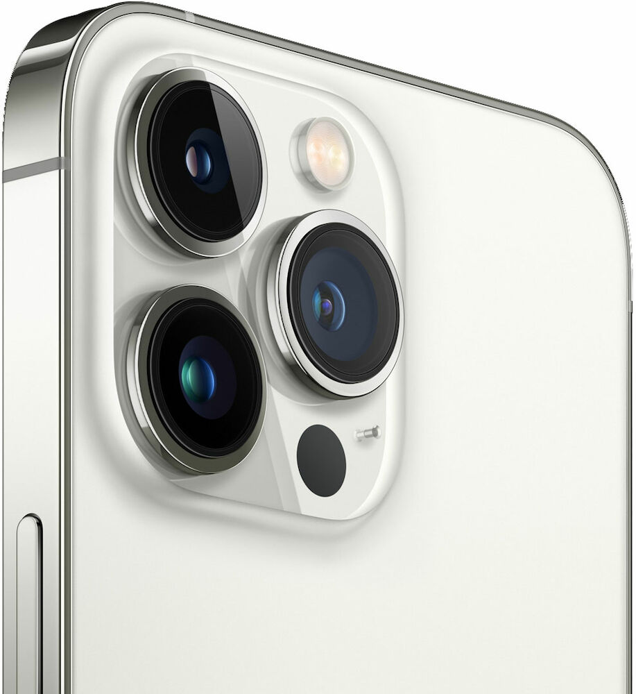 iPhone 13 Pro:ssa on ammattiluokan kolmoiskamerajärjestelmä