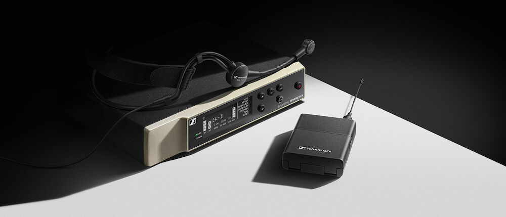 Sennheisner EW-D Headset microphone set ME3