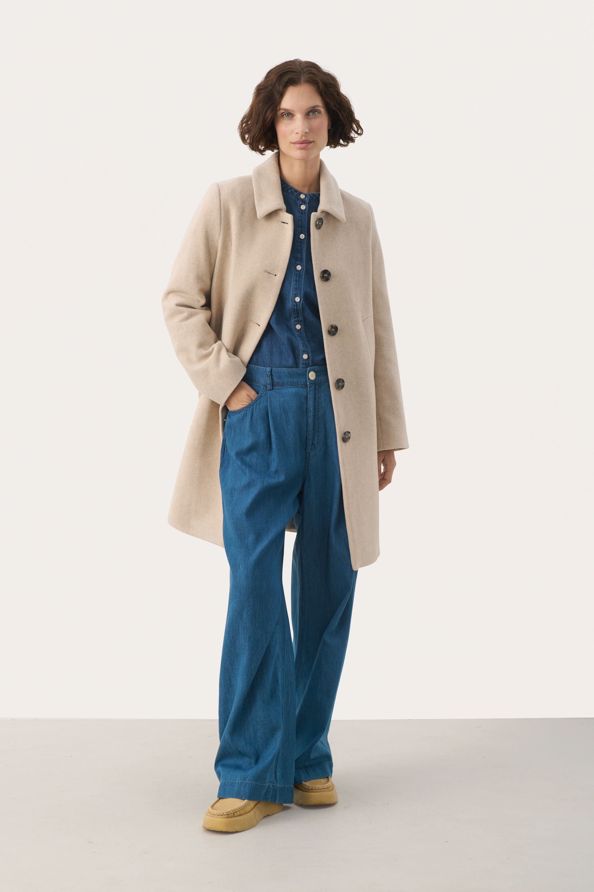 3915_02ca9ca0-7a2d-4b5f-942c-