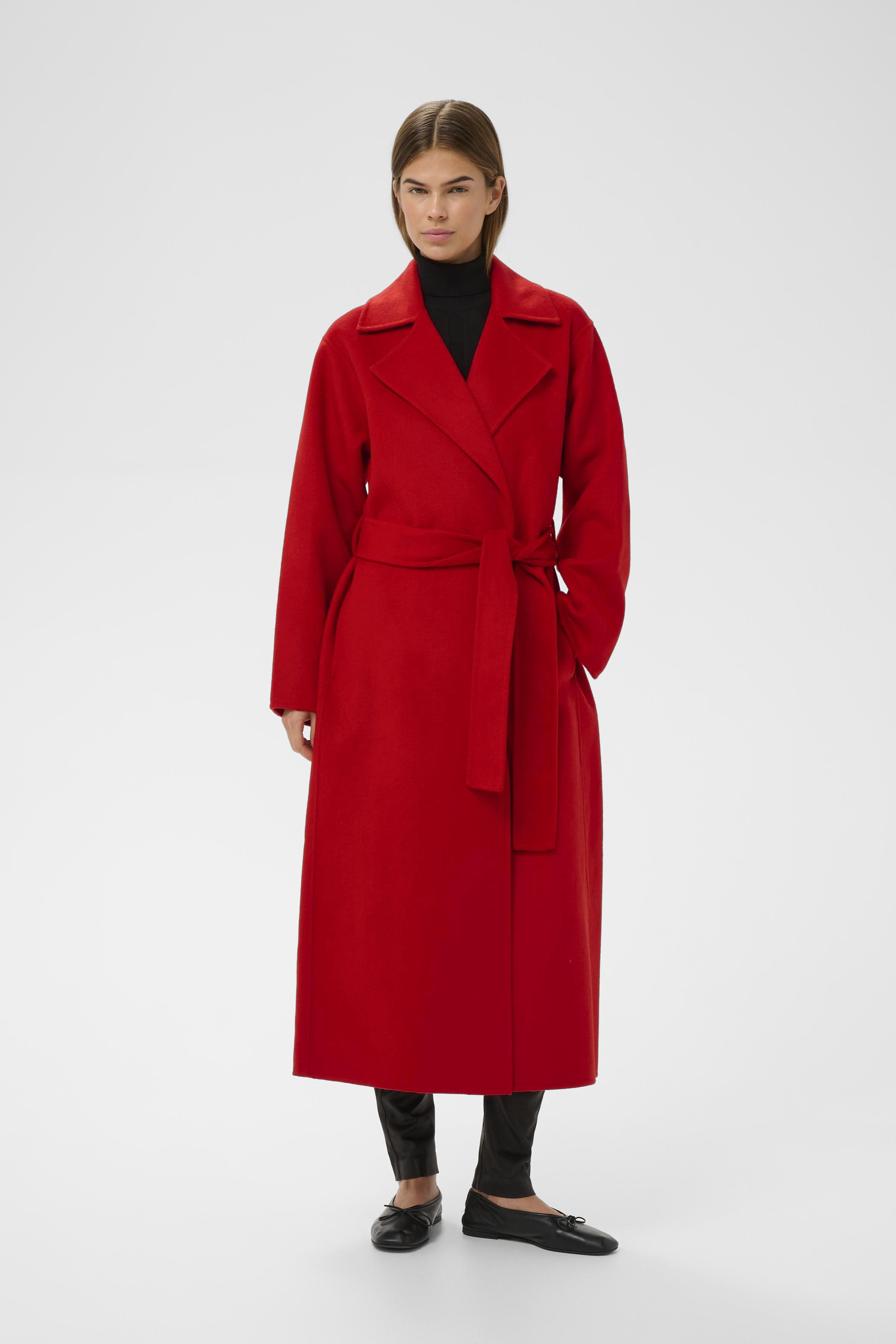 YillaIW Coat in cranberry / red colour