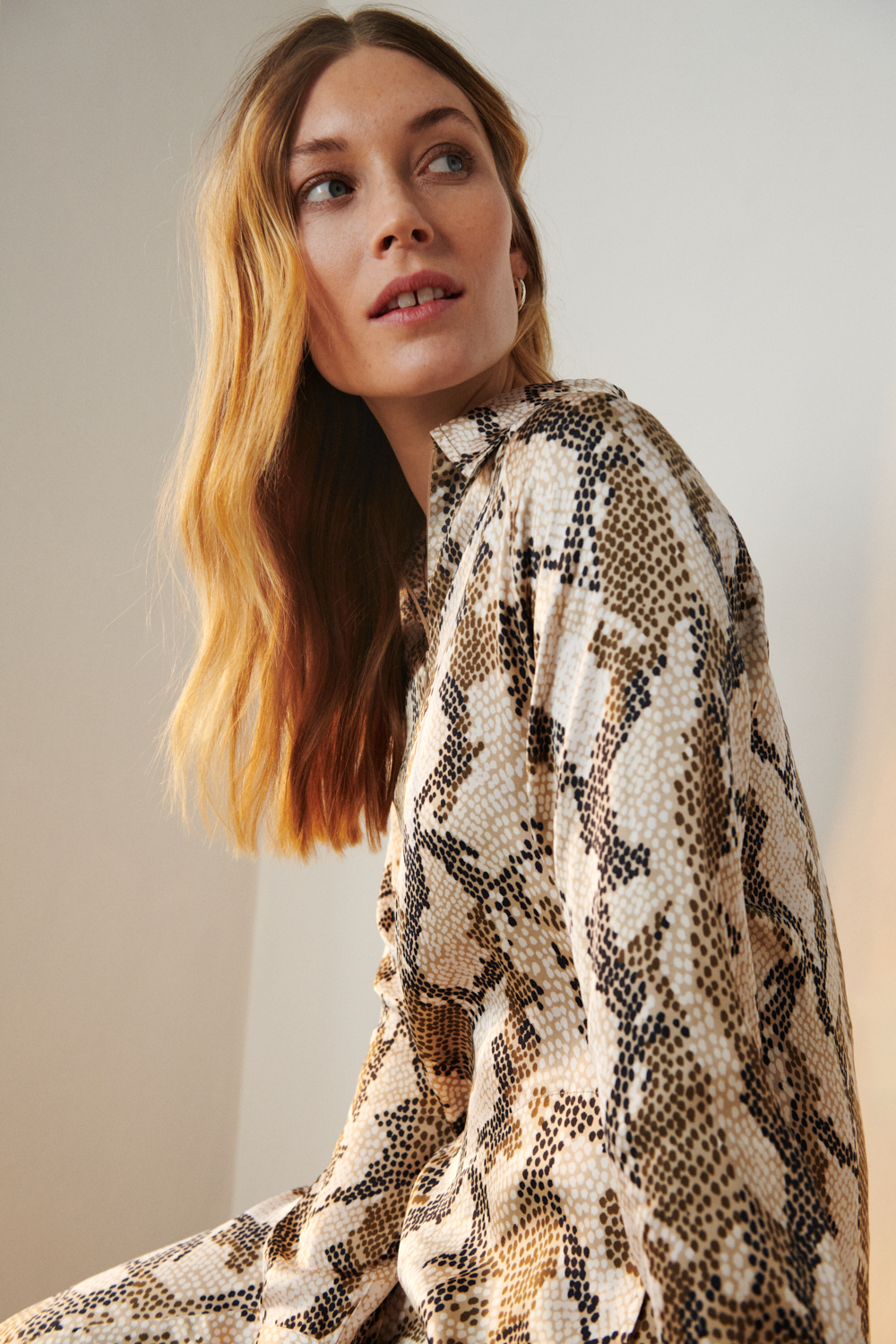TOKYO SLEEVED MIDI DRESS IN COLOUR | All Would Envy